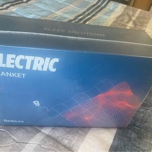 Bedsure Electric Blanket in Blue and Red